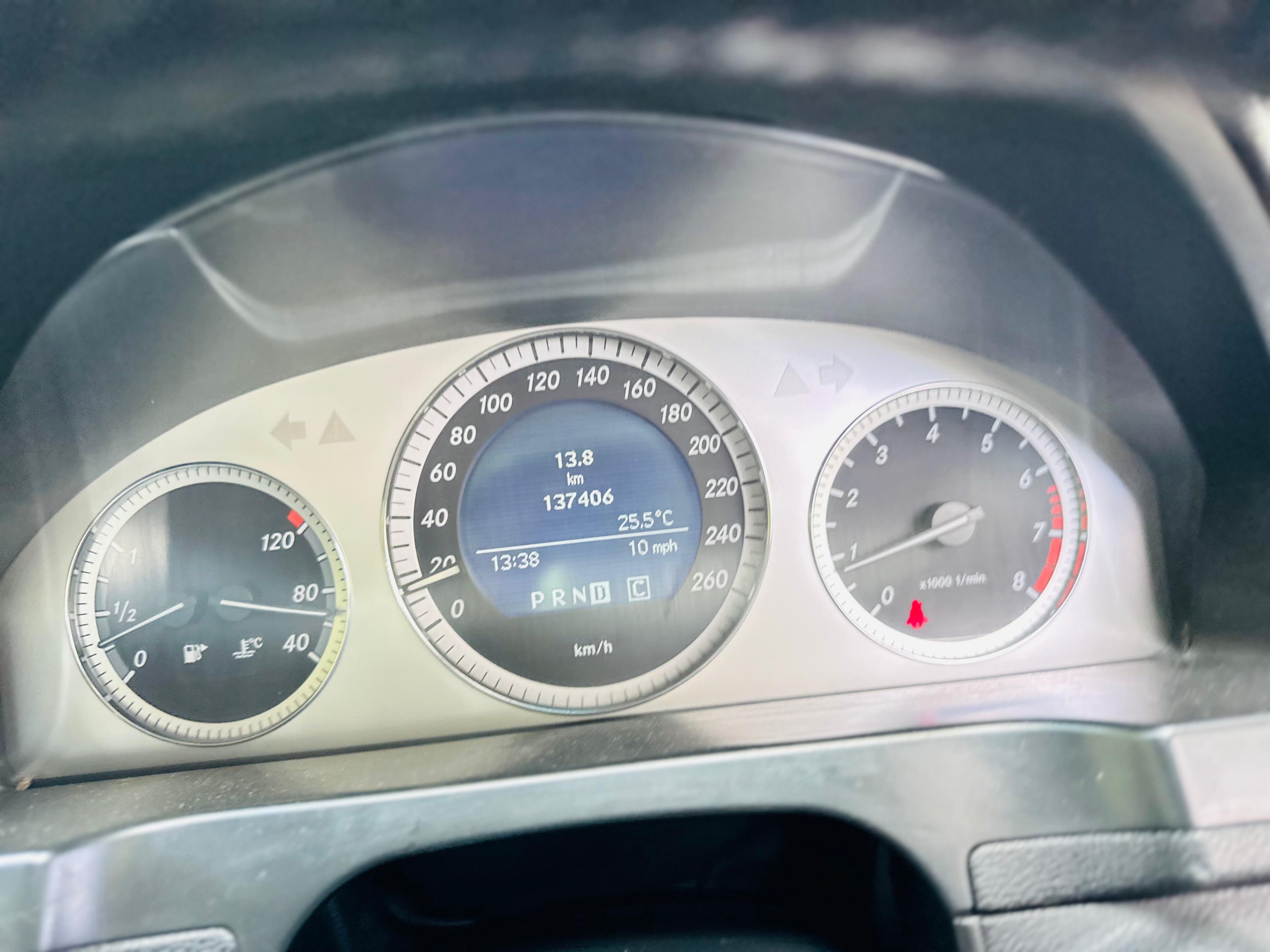 2009 Mercedes-Benz C200 - Thumbnail 3