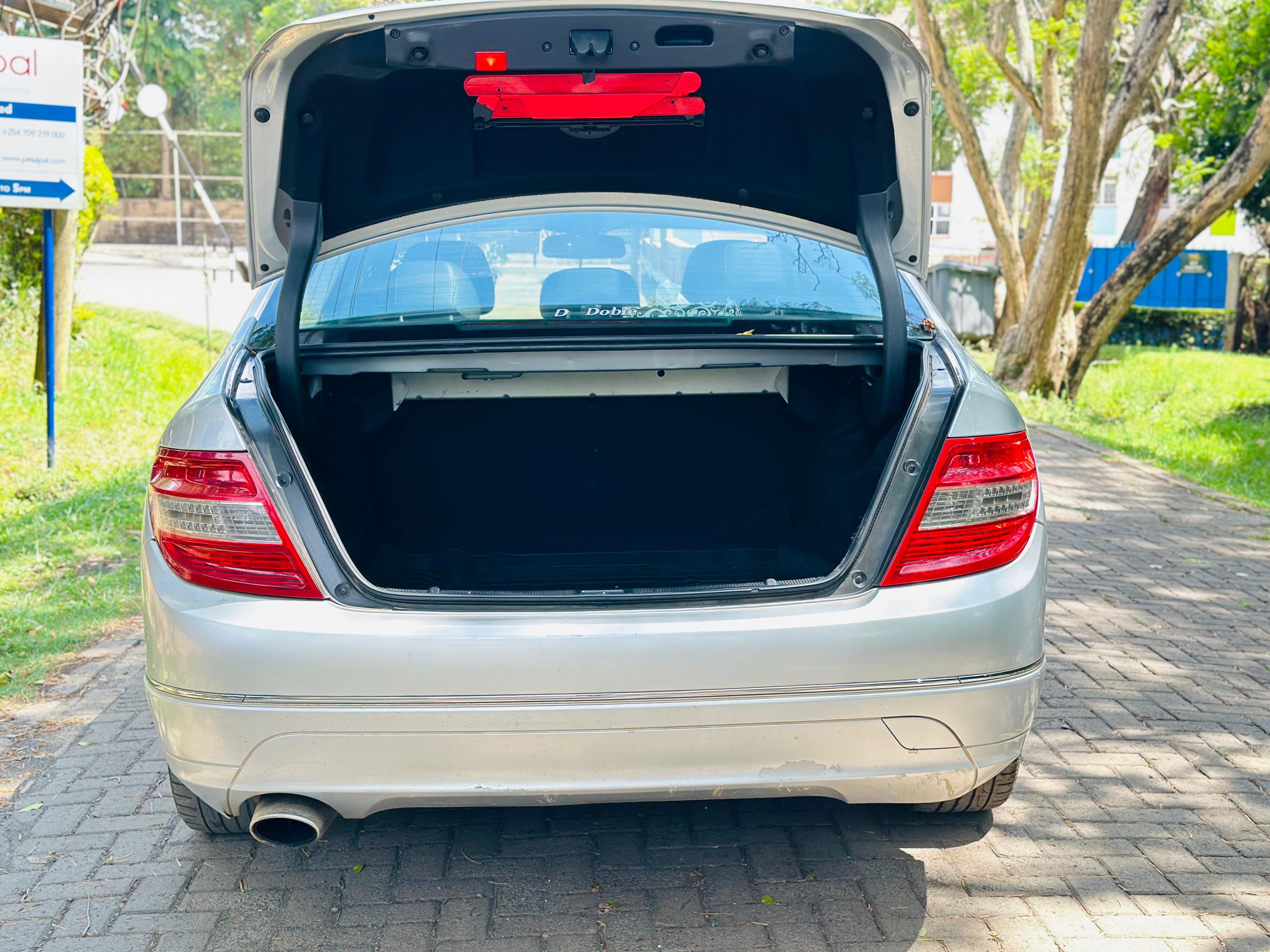 2009 Mercedes-Benz C200 - Thumbnail 8