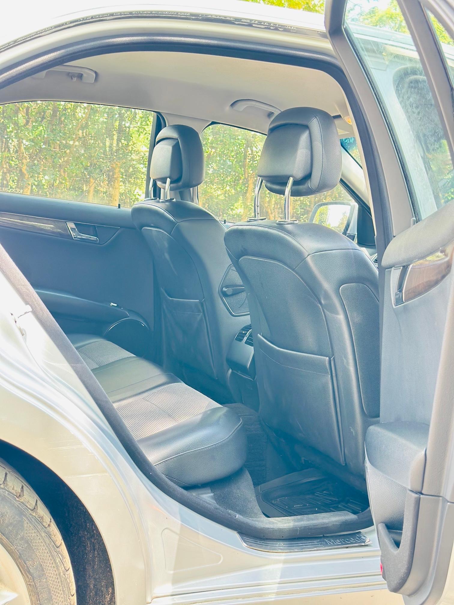 2009 Mercedes-Benz C200 - Thumbnail 7