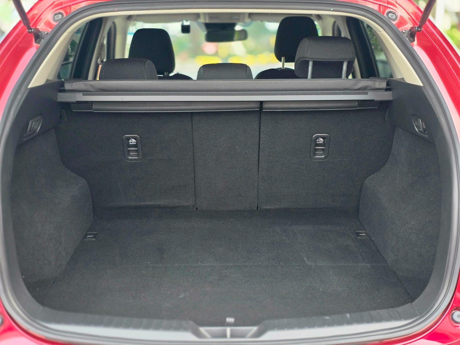 2018 Mazda CX 5 - Thumbnail 2