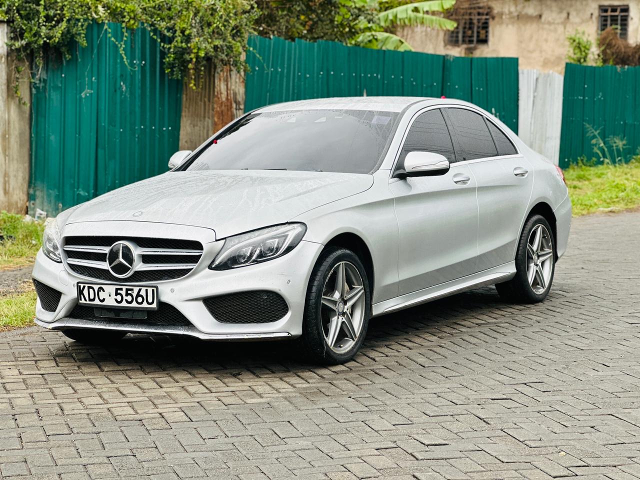2015 Mercedes-Benz C200
