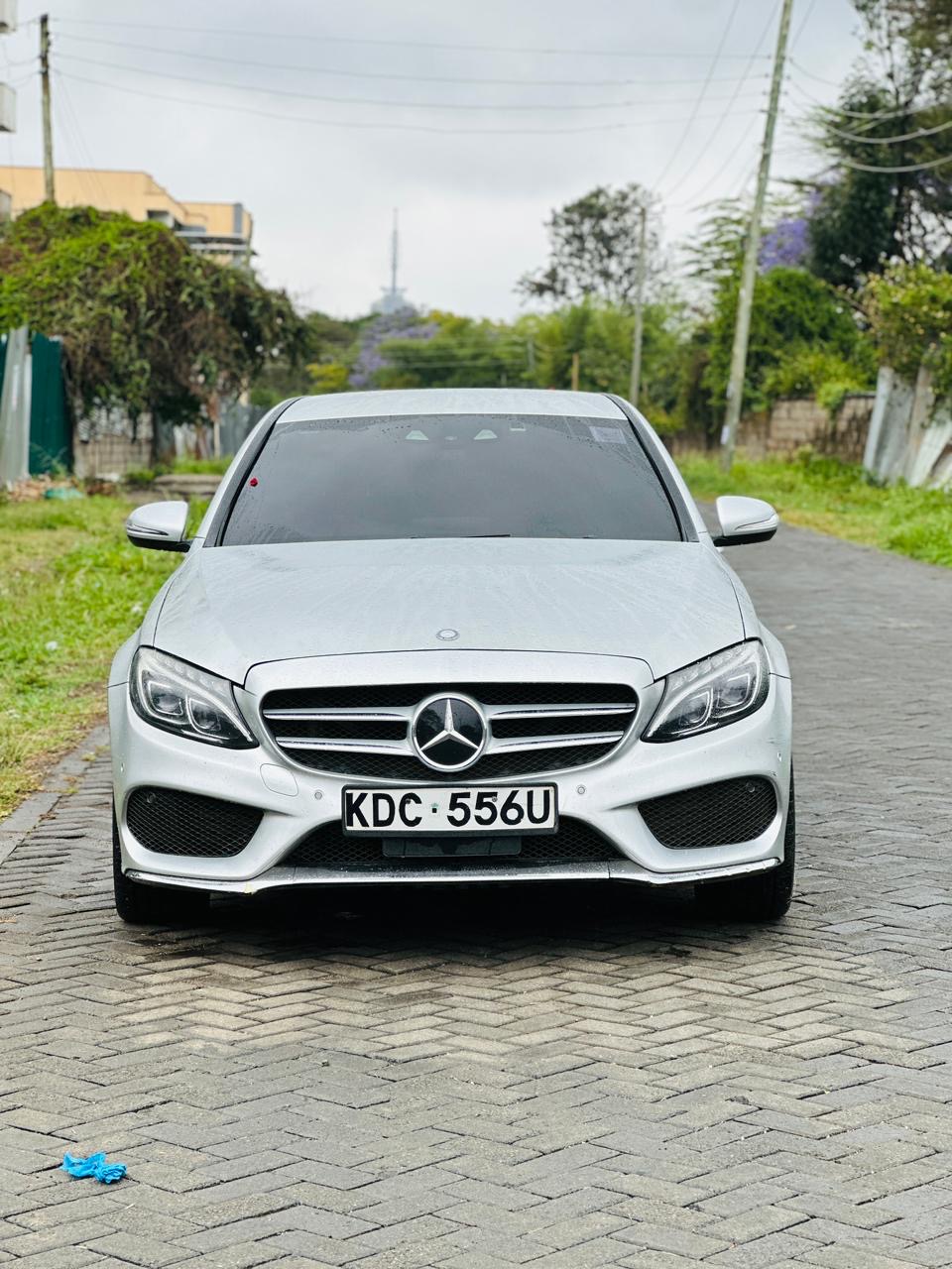 2015 Mercedes-Benz C200 - Thumbnail 6