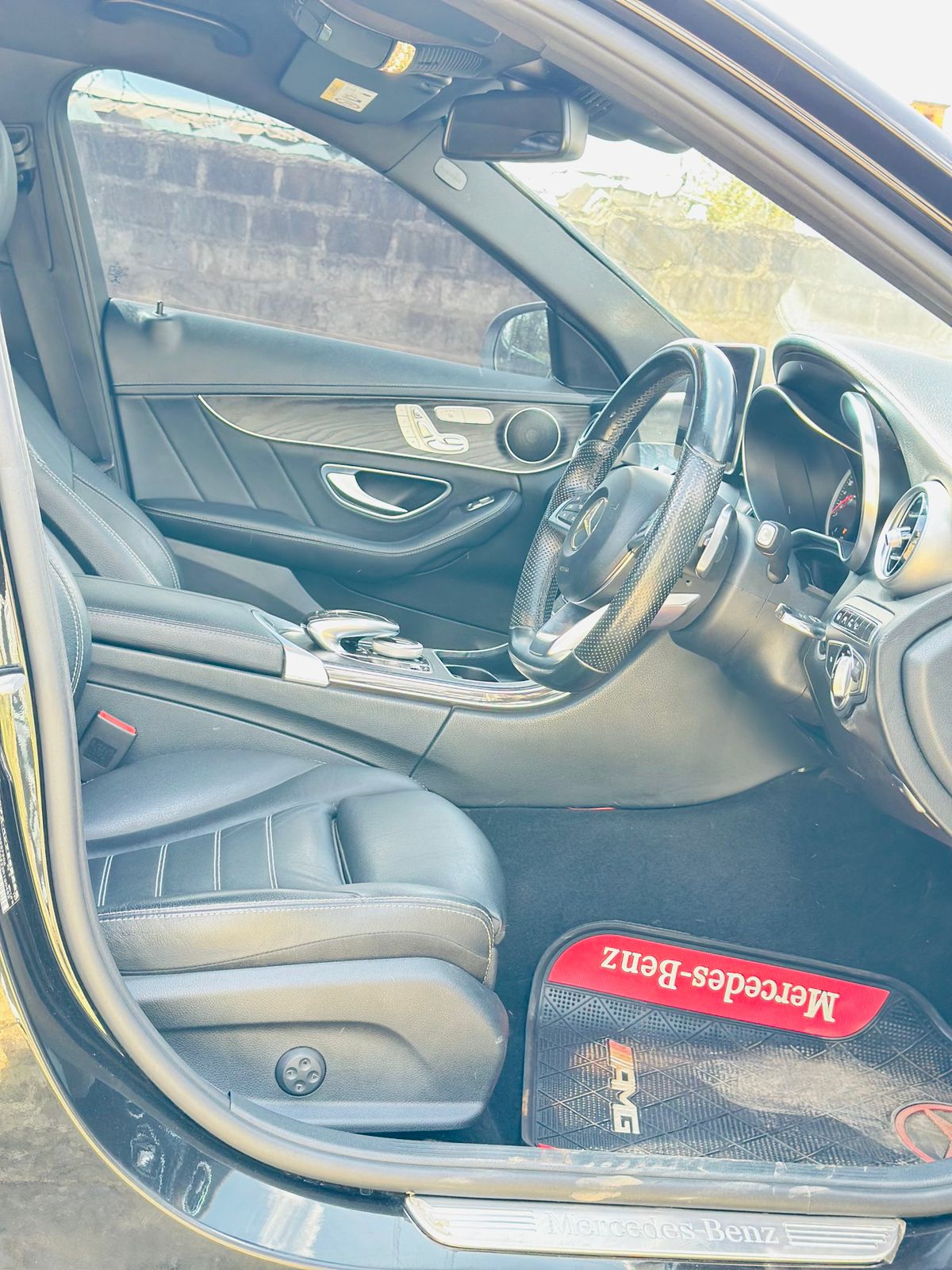 2016 Mercedes-Benz C200 - Thumbnail 6