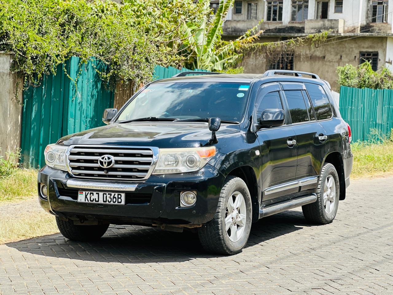 2009 Toyota Prado V8 - Thumbnail 6