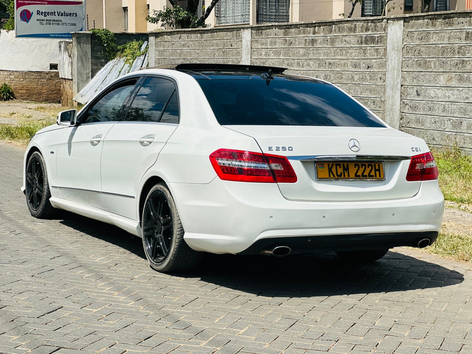 2011 Mercedes-Benz E250