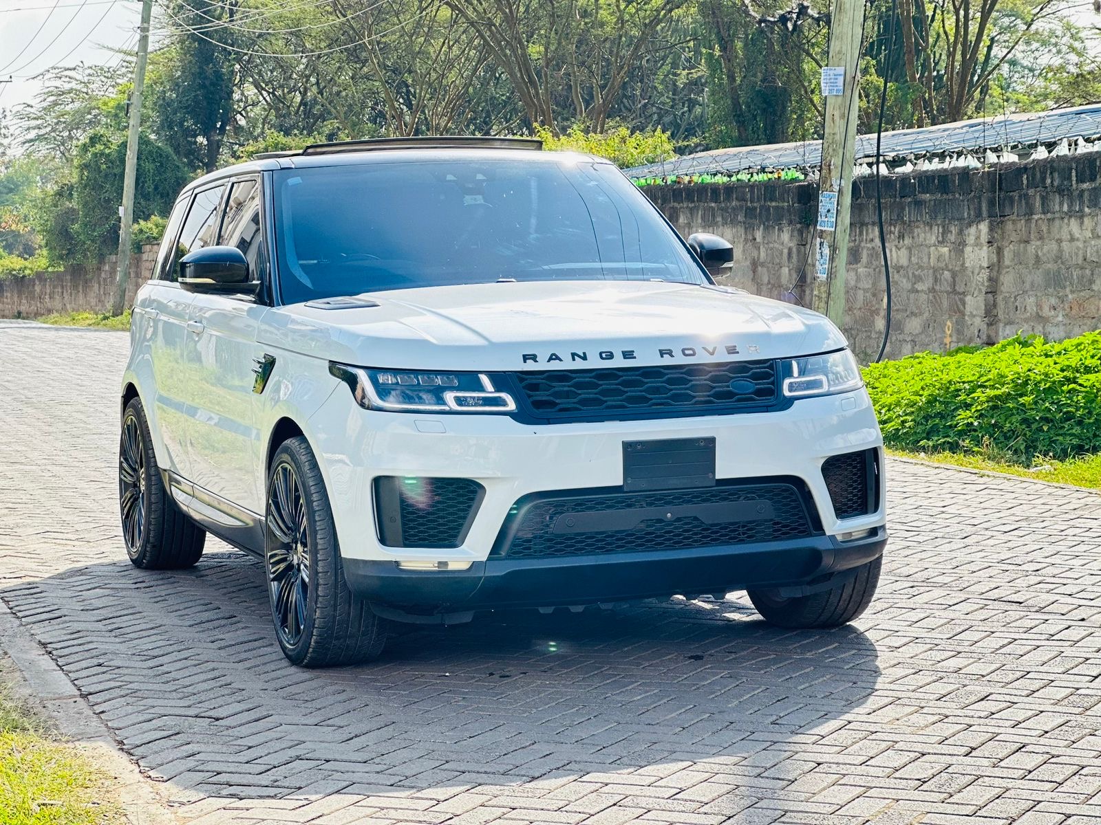 2018 Range Rover Sport - Thumbnail 4