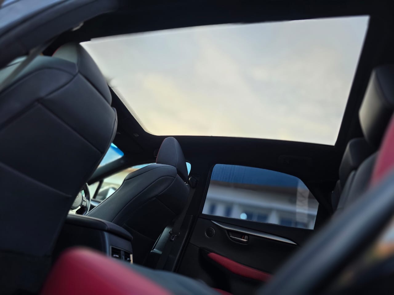 2018 Lexus NX300 - Thumbnail 6